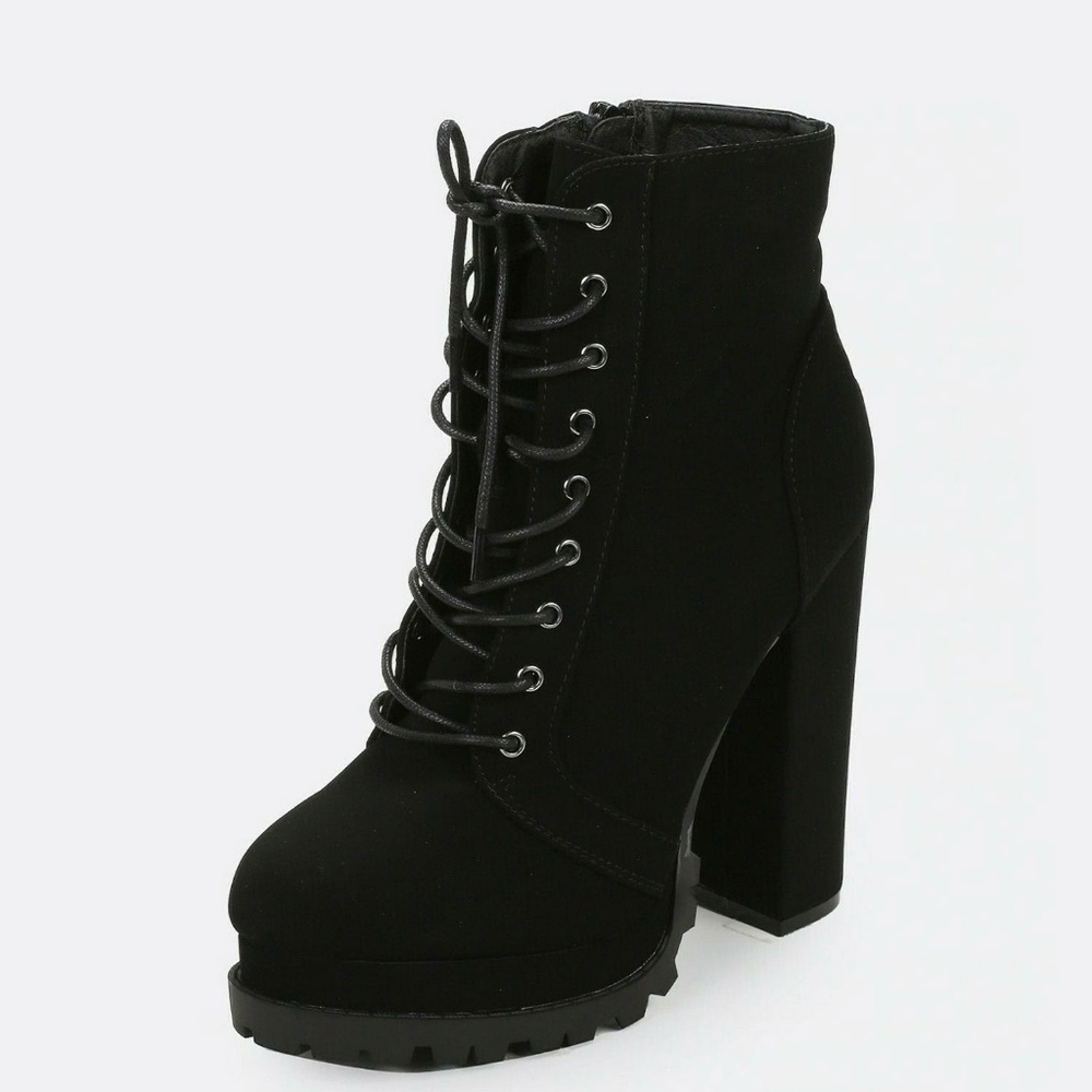 NEW🔥 Lug Sole Chunky Heel Combat Ankle Booties - Picture 3 of 5